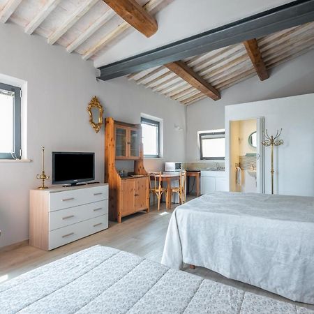 Siena- Porta Romana Lovely Studio With Parking! ภายนอก รูปภาพ