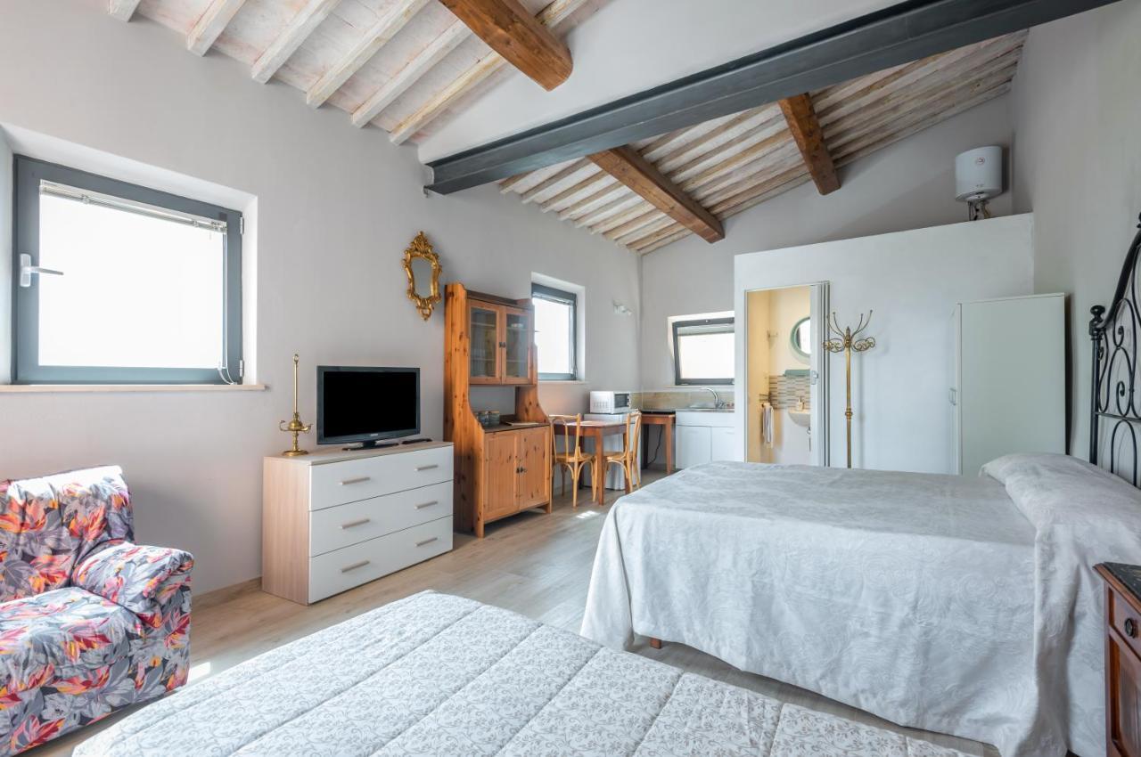 Siena- Porta Romana Lovely Studio With Parking! ภายนอก รูปภาพ